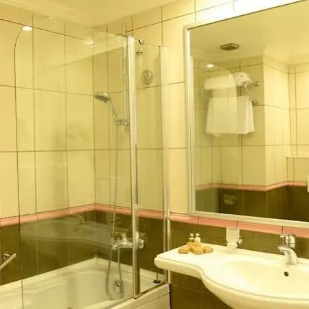 Hotel Bay Nihat Lale Ayvalik