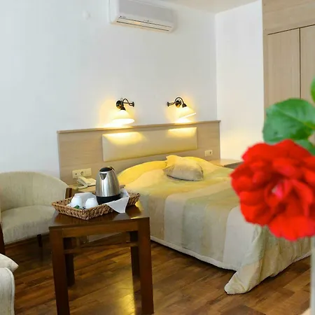 Bay Nihat Lale * Ayvalı